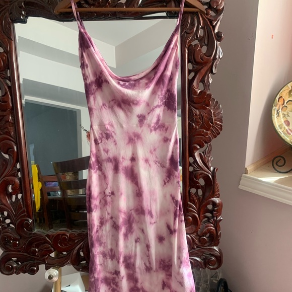 **SOLD** RÉALISATION PAR Capulet Midi Dress - Picture 3 of 5